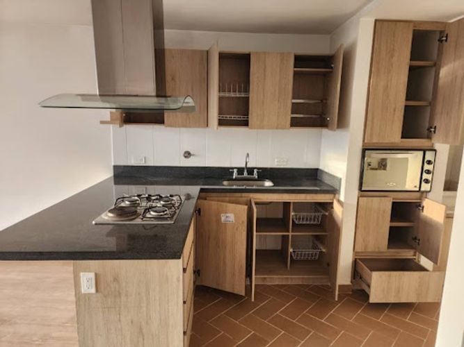 Apartamento de 2 alcobas en venta en El Porvenir, Rionegro, 66 m² · foto 8 de 24
