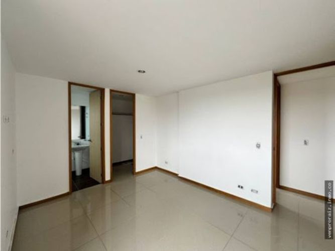 Apartamento de 3 alcobas en arriendo en El Porvenir, Rionegro, 78 m² · foto 8 de 10