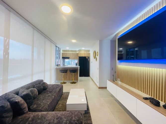 Apartamento de 3 alcobas en arriendo en El Porvenir, Rionegro, 74 m² · foto 2 de 21