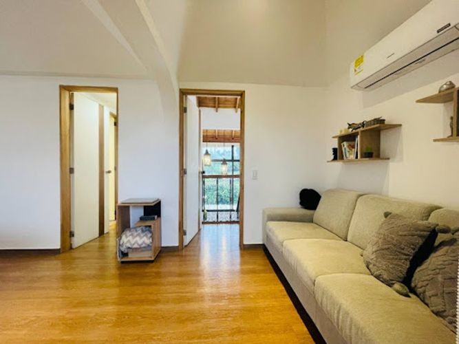 Casa de 4 alcobas en venta en El Porvenir, Rionegro, 265 m² · foto 13 de 24