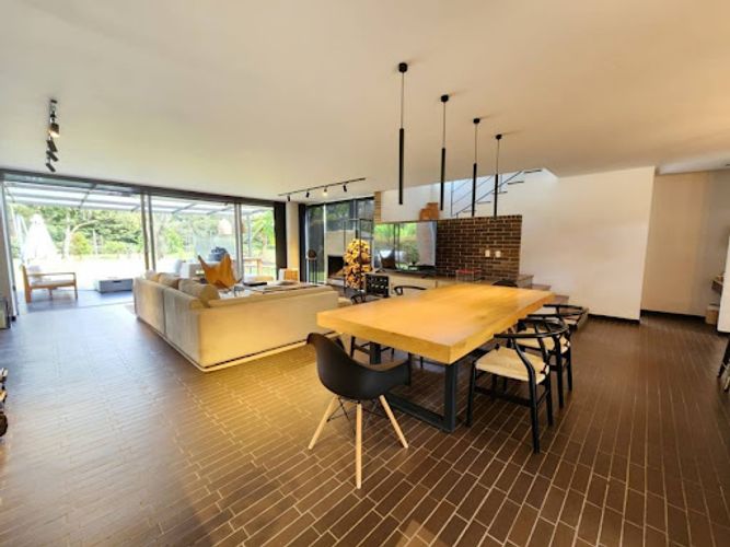 Casa de 5 alcobas en venta en El Porvenir, Rionegro, 363 m² · foto 4 de 23