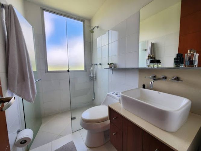 Casa de 5 alcobas en venta en El Porvenir, Rionegro, 363 m² · foto 18 de 23