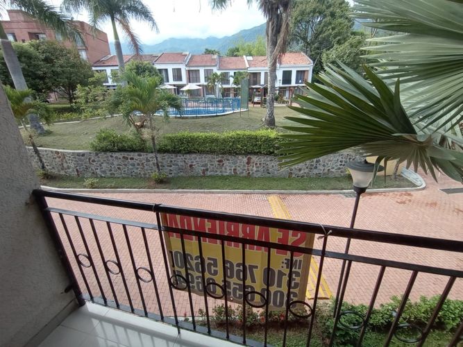 Casa de 3 alcobas en venta en El Mirador, Ibagué, 151 m² · foto 20 de 24