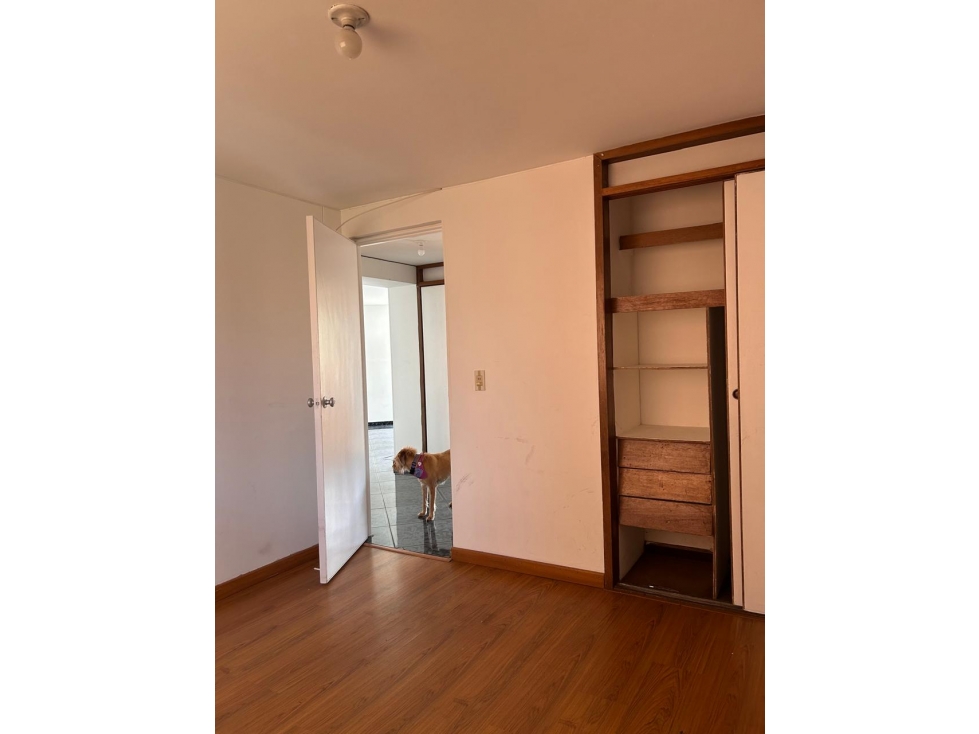 Apartamento en venta en Mazuren, Bogotá · foto 3 de 14