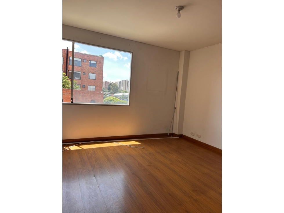 Apartamento en venta en Mazuren, Bogotá · foto 8 de 14