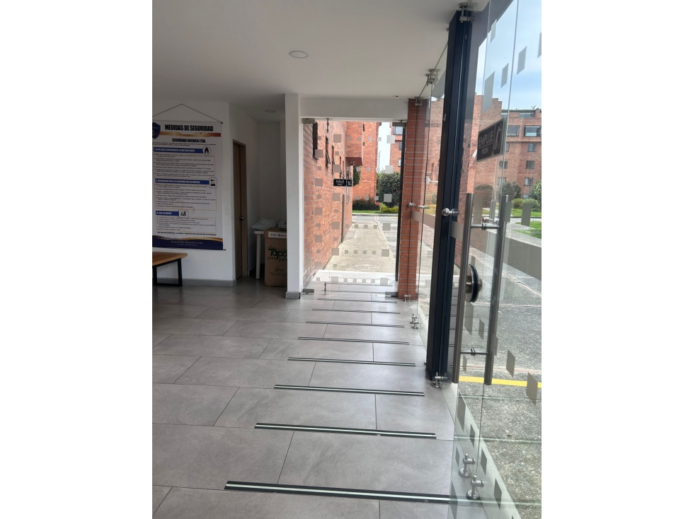 Apartamento en venta en Mazuren, Bogotá · foto 13 de 14