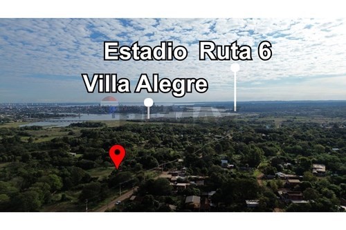 Amplia propiedad en venta en Barrio Chaipe, Encarnación. — foto 2