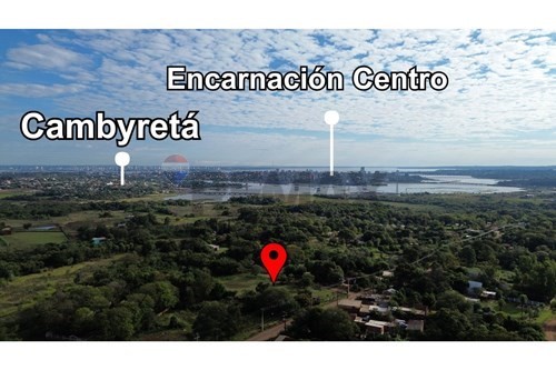 Amplia propiedad en venta en Barrio Chaipe, Encarnación. — foto 3