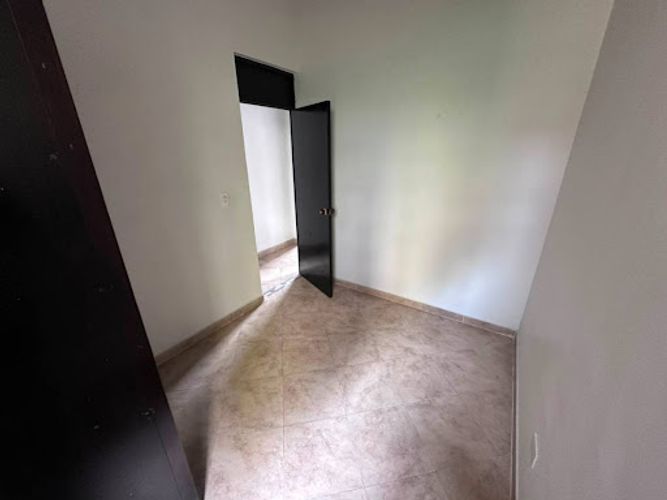 Apartamento de 3 alcobas en arriendo en Loma Del Barro, Sabaneta, 70 m² · foto 8 de 15