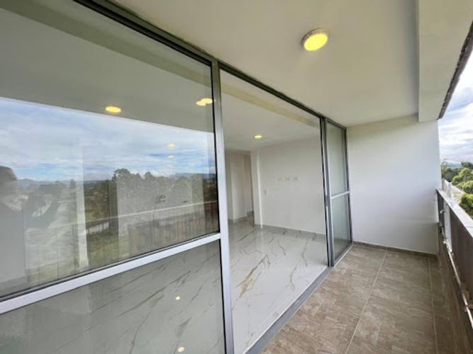Apartamento de 3 alcobas en venta en Barro Blanco, Rionegro, 86 m² · foto 4 de 18