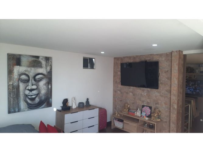 Apartamento de 3 alcobas en venta en La Estancia, Madrid, 110 m² · foto 2 de 24