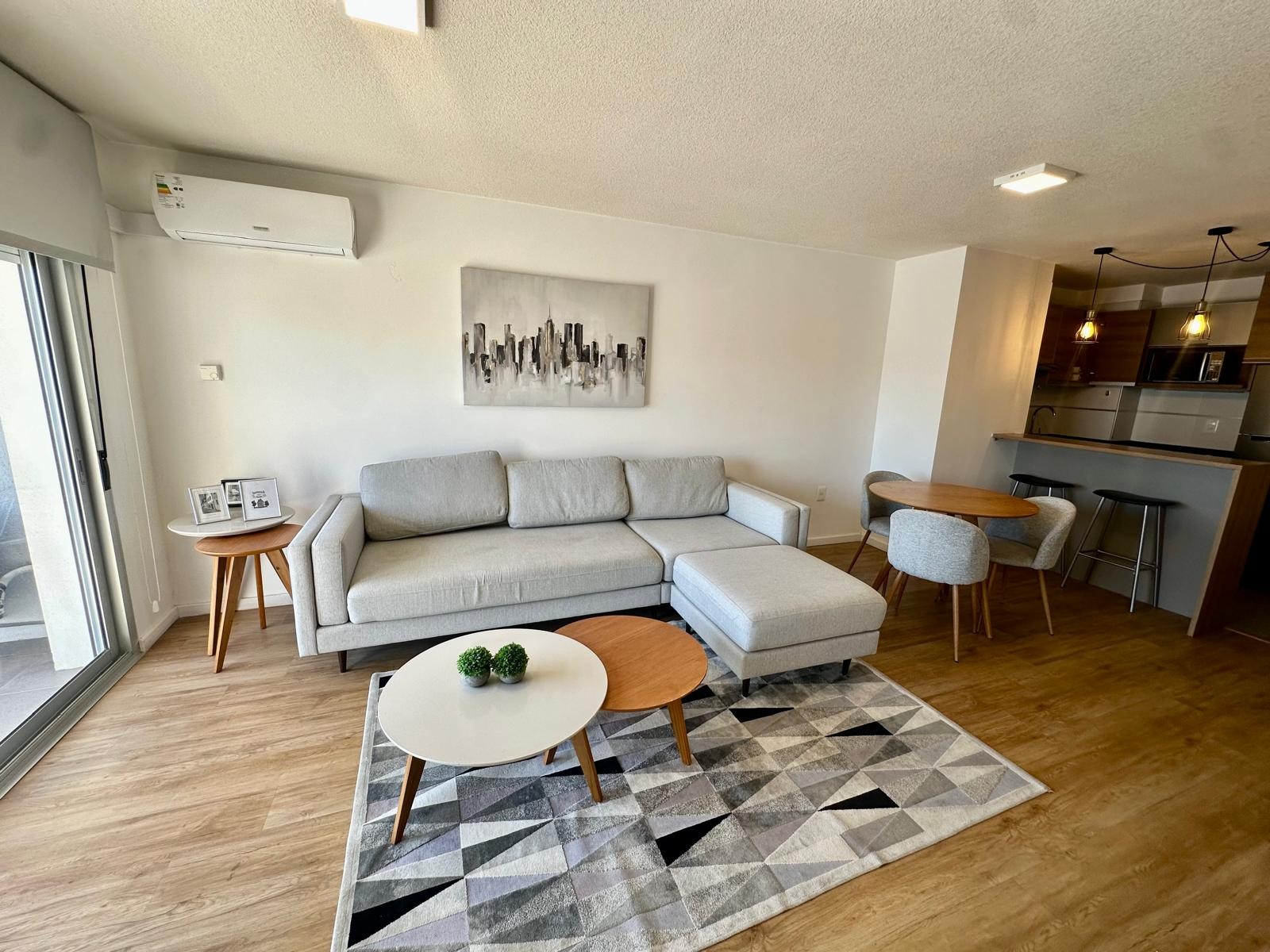 Alquiler Apartamento 1 Dormitorio Pocitos Nuevo Amoblado Puerto Aventura - Rh-13609 · Foto 2