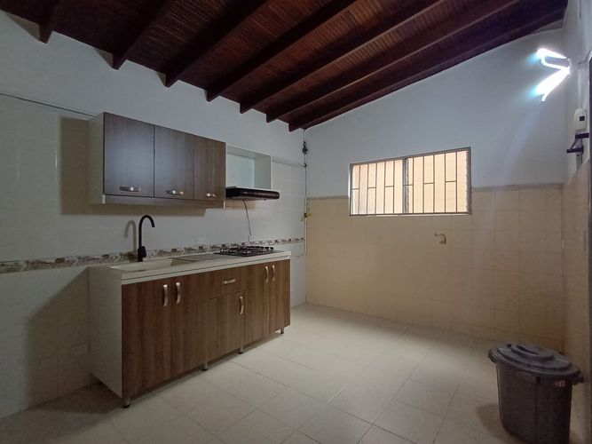 Apartamento de 3 alcobas en arriendo en Laureles, Medellín, 133 m² · foto 5 de 20