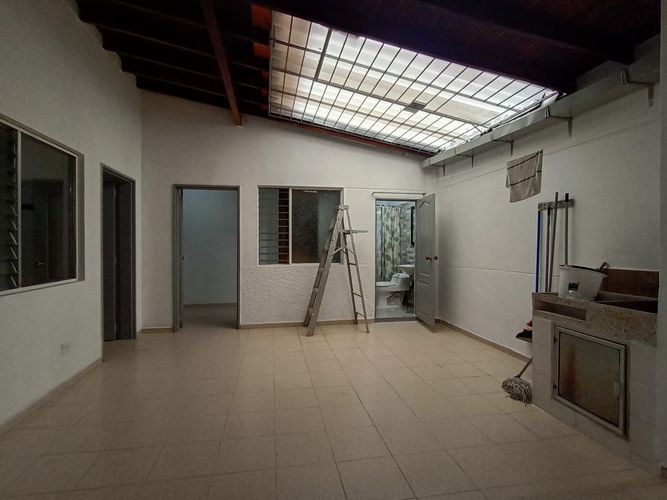 Apartamento de 3 alcobas en arriendo en Laureles, Medellín, 133 m² · foto 16 de 20