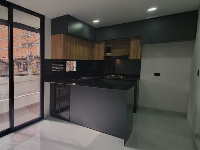 Casa de 3 alcobas en venta en Laureles, Medellín, 147 m² · foto 5 de 18