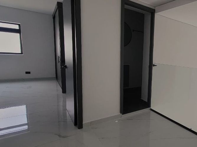 Casa de 3 alcobas en venta en Laureles, Medellín, 147 m² · foto 11 de 18