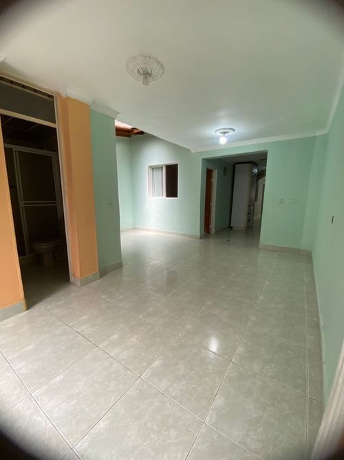 Casa de 5 alcobas en venta en El Dorado, Envigado, 122 m² · foto 19 de 24