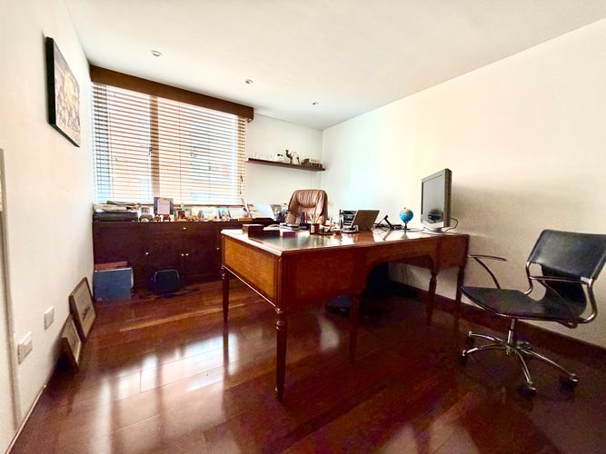 Apartamento de 3 alcobas en venta en Chapinero, Bogotá, 160 m² · foto 6 de 8