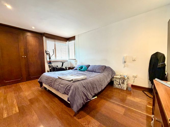 Apartamento de 3 alcobas en venta en Chapinero, Bogotá, 160 m² · foto 4 de 8