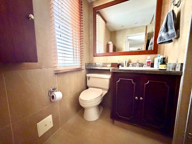 Apartamento de 3 alcobas en venta en Chapinero, Bogotá, 160 m² · foto 8 de 8