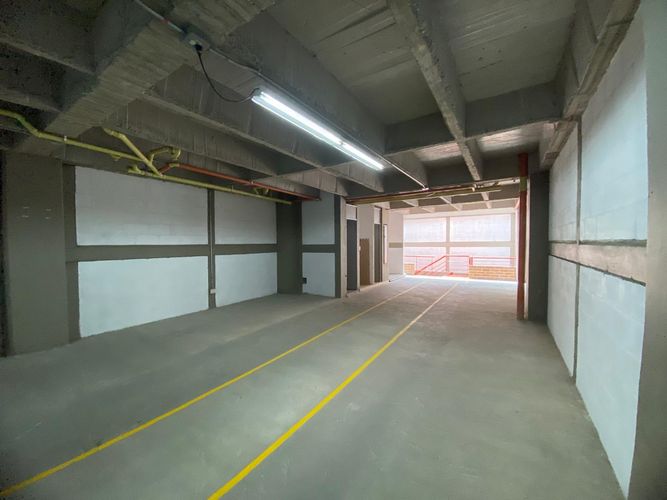 Local en arriendo en Mesa, Envigado, 1160 m² · foto 3 de 16