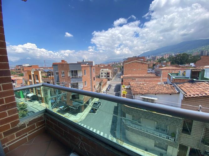 Local en arriendo en Mesa, Envigado, 1160 m² · foto 6 de 16