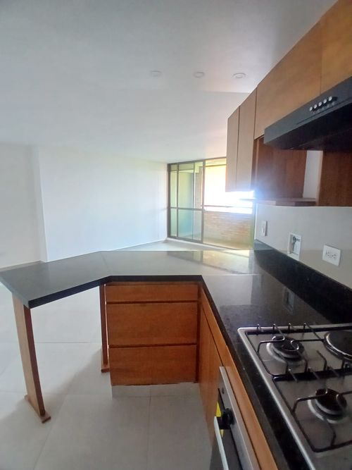 Apartamento de 3 alcobas en arriendo en Caminos De La Romeria, Sabaneta, 115 m² · foto 12 de 19