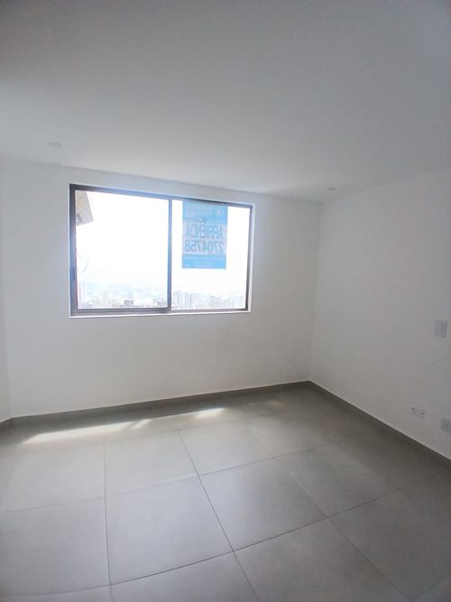Apartamento de 3 alcobas en arriendo en Caminos De La Romeria, Sabaneta, 115 m² · foto 17 de 19