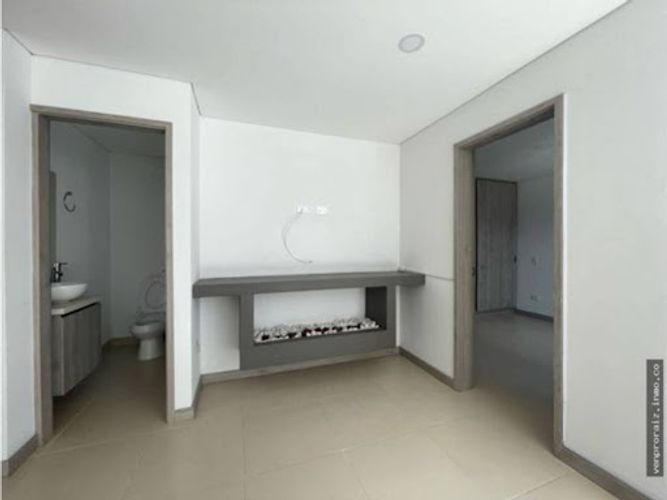 Casa de 4 alcobas en venta en El Porvenir, Rionegro, 220 m² · foto 5 de 24