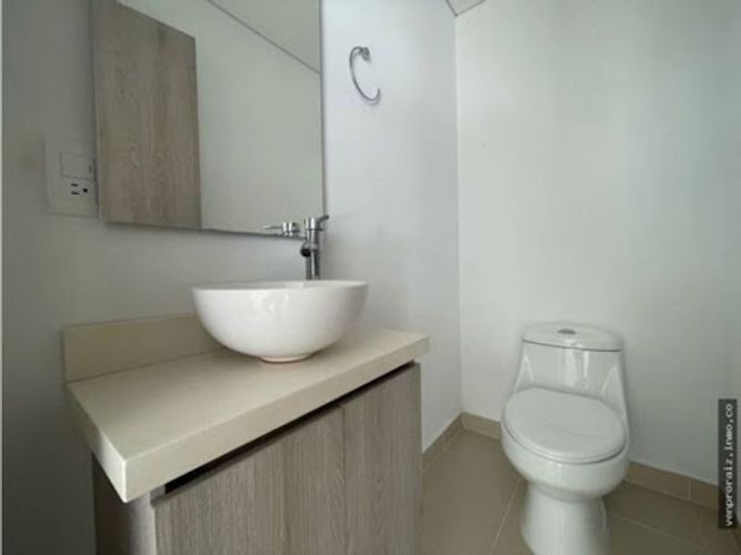 Casa de 4 alcobas en venta en El Porvenir, Rionegro, 220 m² · foto 6 de 24
