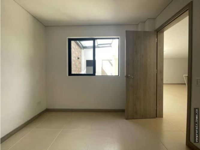 Casa de 4 alcobas en venta en El Porvenir, Rionegro, 220 m² · foto 8 de 24