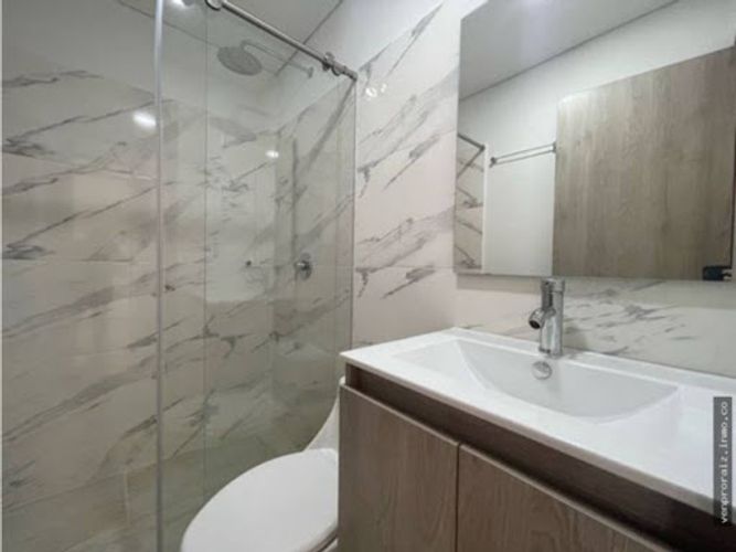 Casa de 4 alcobas en venta en El Porvenir, Rionegro, 220 m² · foto 9 de 24