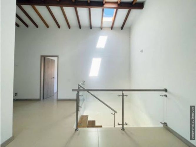 Casa de 4 alcobas en venta en El Porvenir, Rionegro, 220 m² · foto 16 de 24