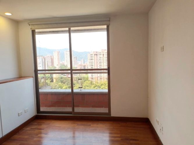 Apartamento de 3 alcobas en arriendo en El Poblado, Medellín, 110 m² · foto 12 de 19