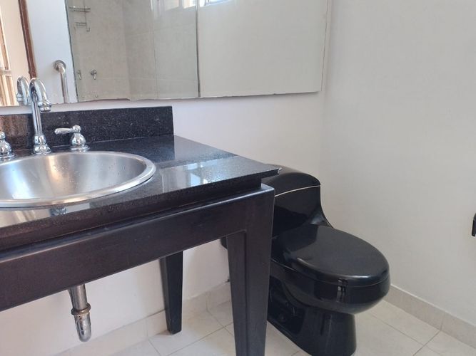 Apartamento de 3 alcobas en arriendo en El Poblado, Medellín, 110 m² · foto 16 de 19