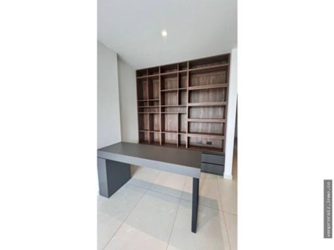 Casa de 5 alcobas en venta en El Porvenir, Rionegro, 235 m² · foto 14 de 18