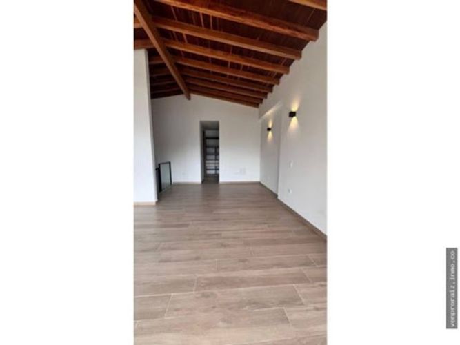 Casa de 5 alcobas en venta en El Porvenir, Rionegro, 235 m² · foto 15 de 18