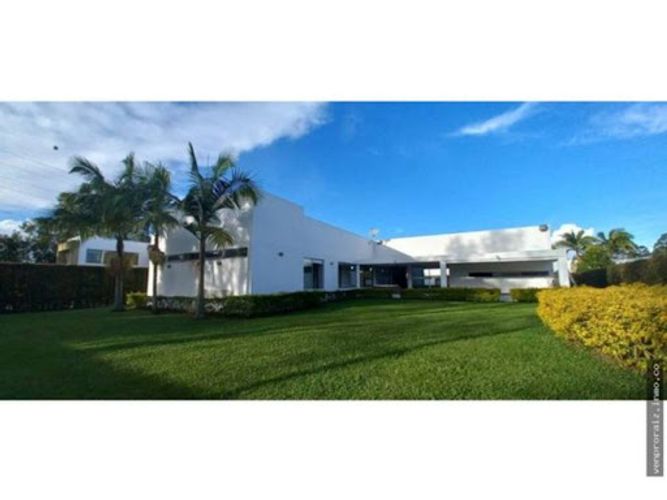 Casa de 4 alcobas en venta en El Porvenir, Rionegro, 350 m² · foto 3 de 24