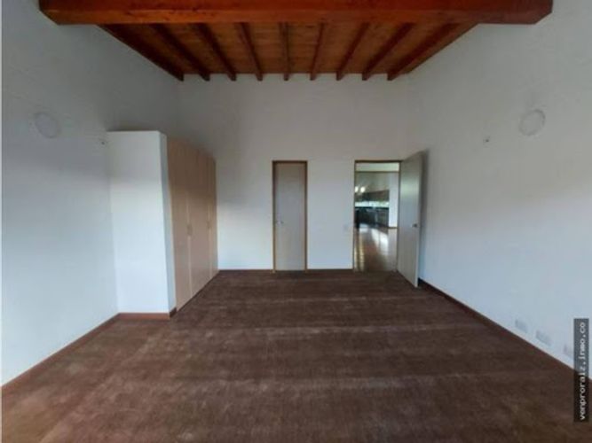 Casa de 4 alcobas en venta en El Porvenir, Rionegro, 350 m² · foto 17 de 24