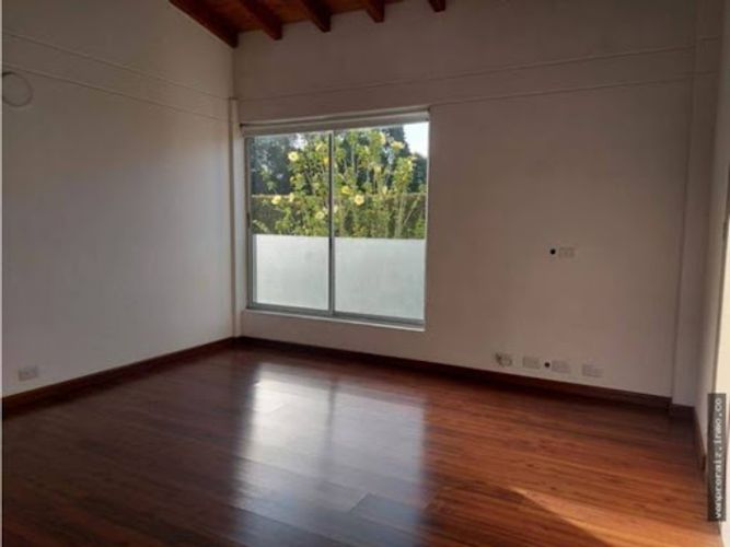 Casa de 4 alcobas en venta en El Porvenir, Rionegro, 350 m² · foto 18 de 24