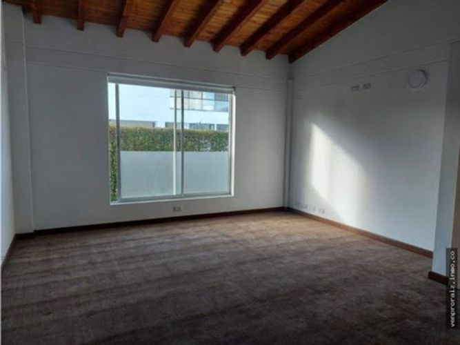 Casa de 4 alcobas en venta en El Porvenir, Rionegro, 350 m² · foto 20 de 24