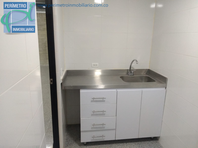 Oficina en arriendo en Guayabal, Medellín, 214 m² · foto 7 de 17