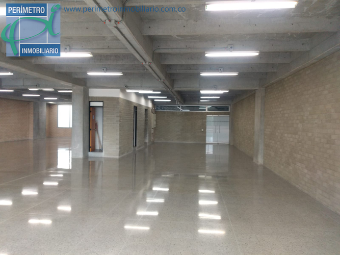 Oficina en arriendo en Guayabal, Medellín, 395 m² · foto 5 de 12