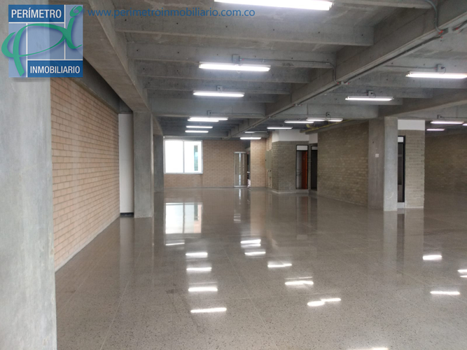 Oficina en arriendo en Guayabal, Medellín, 395 m² · foto 6 de 12