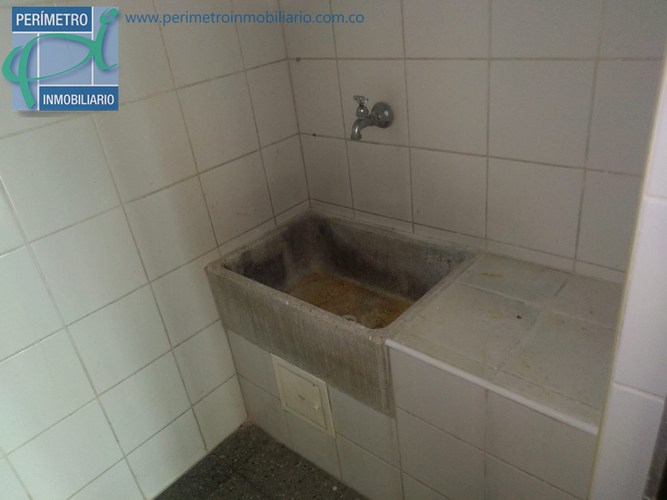 Oficina en arriendo en Guayabal, Medellín, 395 m² · foto 11 de 12
