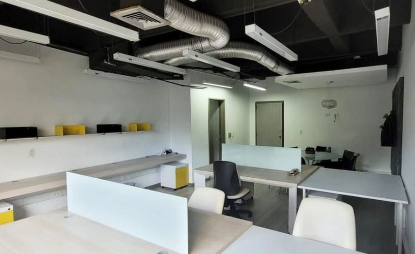 Oficina en arriendo en El Poblado, Medellín, 38 m² · foto 4 de 6