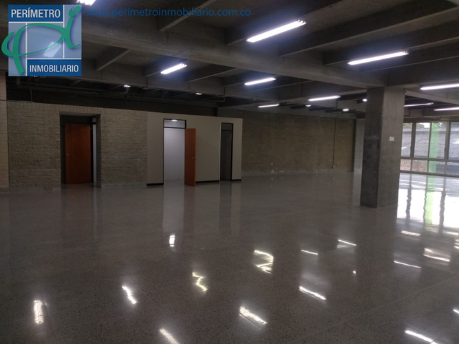 Oficina en arriendo en Guayabal, Medellín, 202 m² · foto 5 de 17