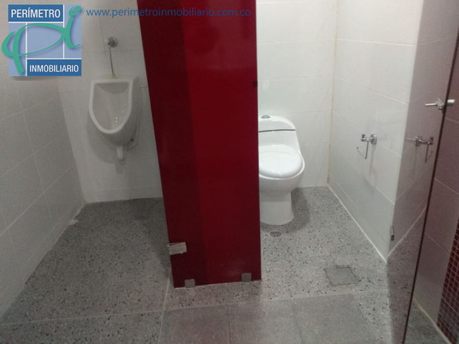 Oficina en arriendo en Guayabal, Medellín, 202 m² · foto 13 de 17