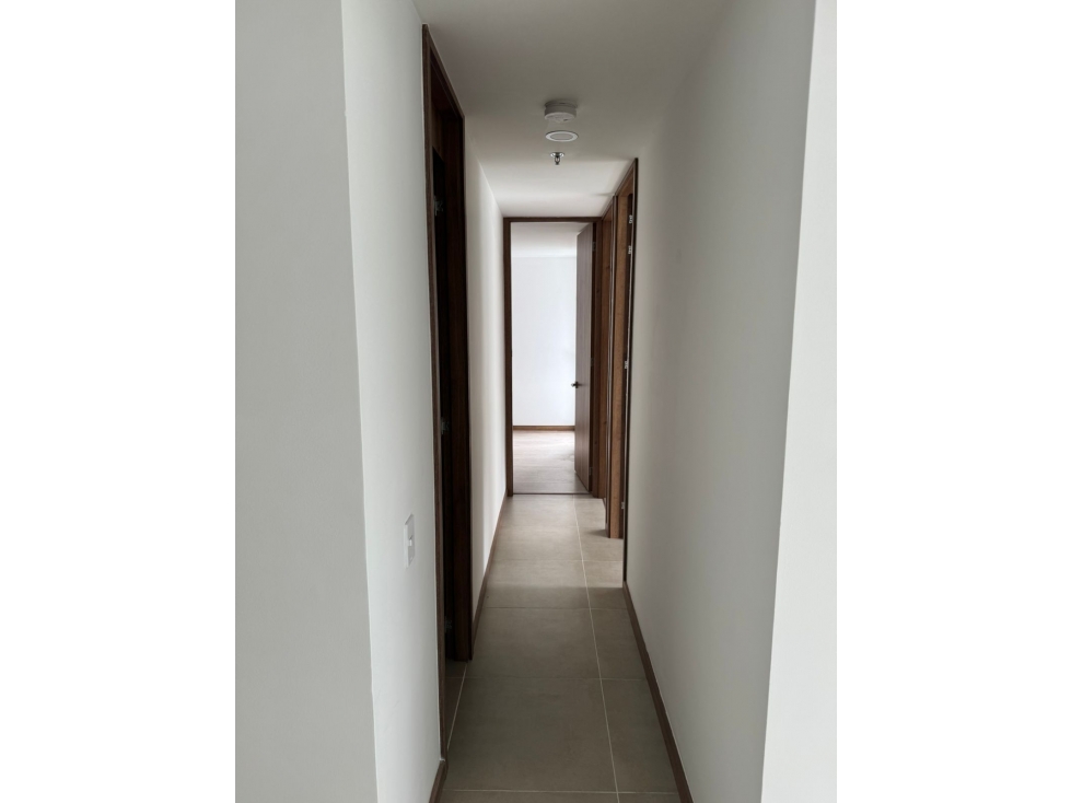Apartamento en venta en Loma Del Barro, Envigado · foto 5 de 12