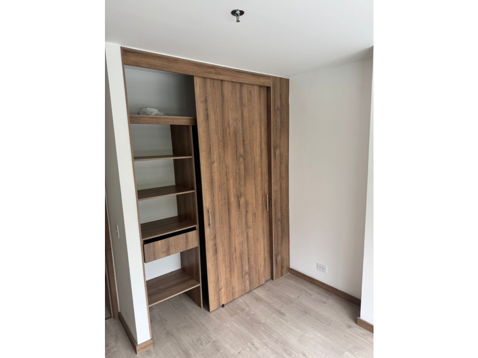 Apartamento en venta en Loma Del Barro, Envigado · foto 9 de 12